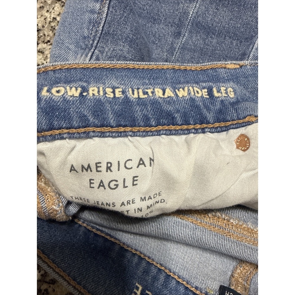 American Eagle Jeans Women's Low Rise Ultra Wide Leg Baggy Style Denim Size 4 - Picture 8 of 12